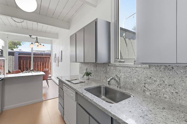 256 E Charleston Road, Palo Alto, CA 94306