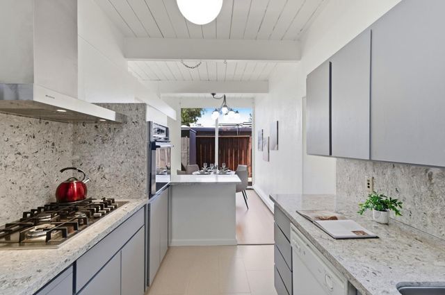 256 E Charleston Road, Palo Alto, CA 94306