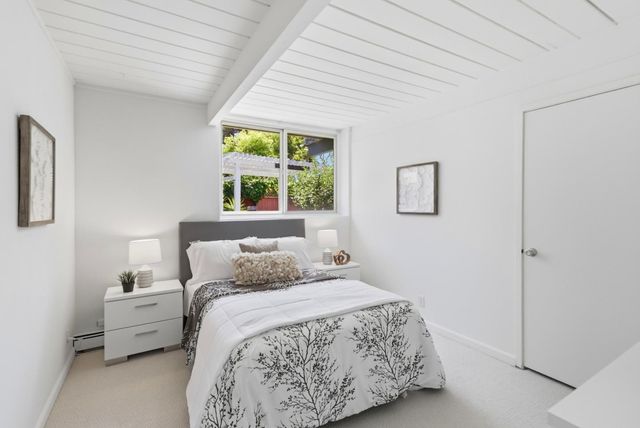 256 E Charleston Road, Palo Alto, CA 94306