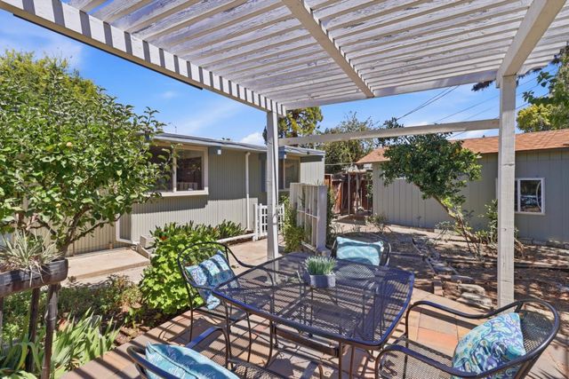 256 E Charleston Road, Palo Alto, CA 94306