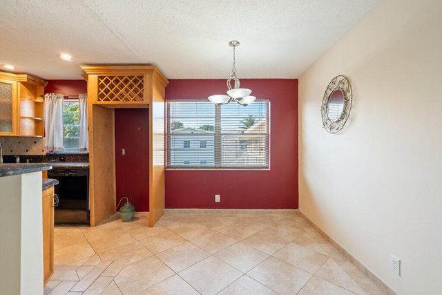 56 Windsor C, West Palm Beach, FL 33417