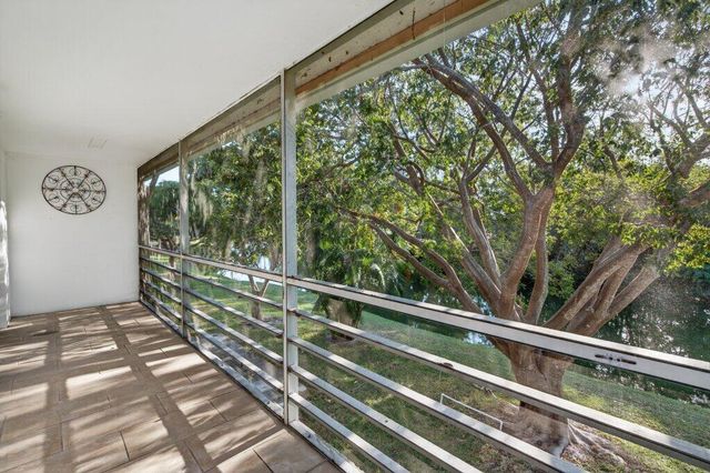 56 Windsor C, West Palm Beach, FL 33417