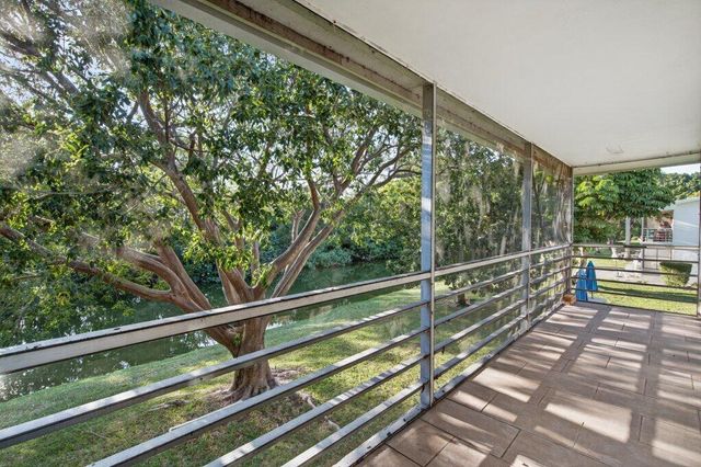 56 Windsor C, West Palm Beach, FL 33417