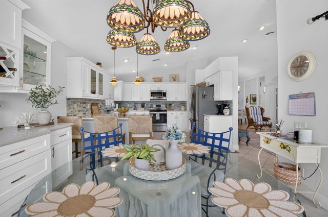 6746 Sun River Road, Boynton Beach, FL 33437