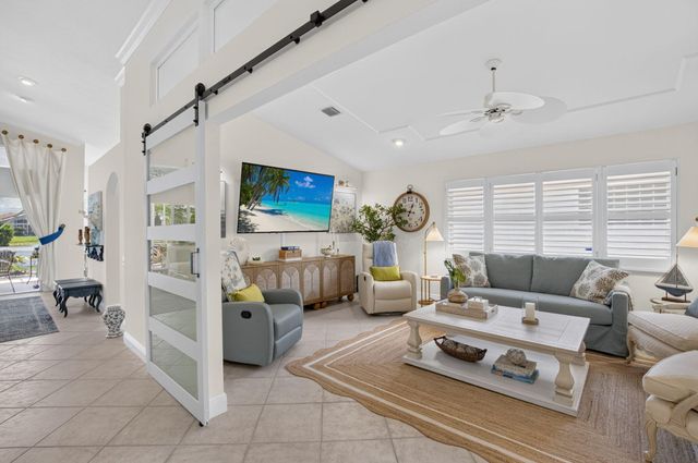6746 Sun River Road, Boynton Beach, FL 33437