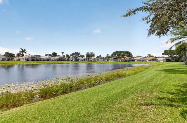 6746 Sun River Road, Boynton Beach, FL 33437
