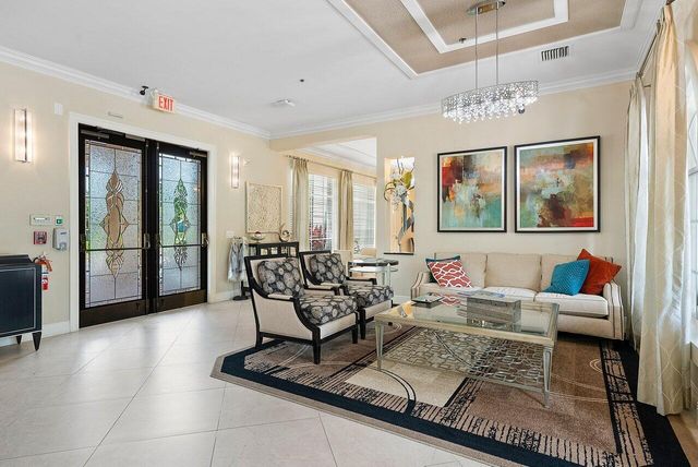 6746 Sun River Road, Boynton Beach, FL 33437