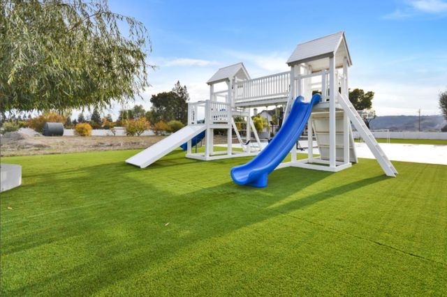 194 Lantz Drive, Morgan Hill, CA 95037