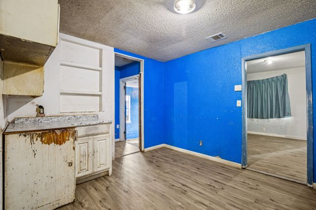 609 Rosemere Avenue, Fort Worth, TX 76111