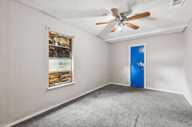 609 Rosemere Avenue, Fort Worth, TX 76111