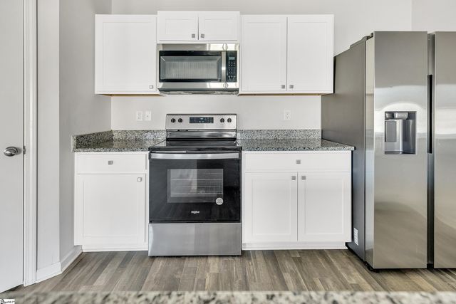 667 Farmstead Trail, Inman, SC 29349