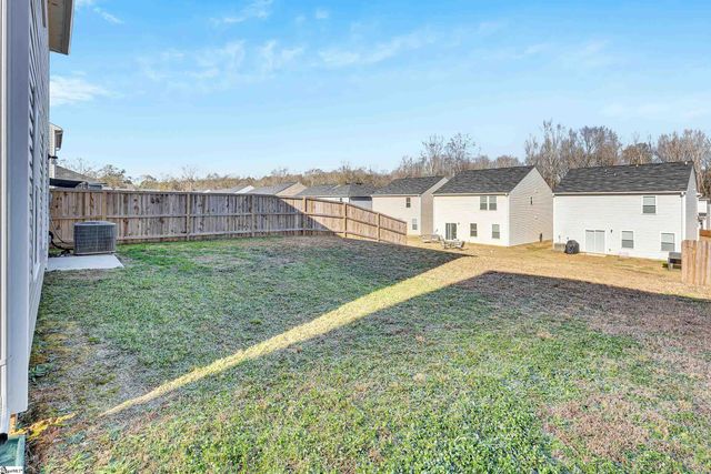 667 Farmstead Trail, Inman, SC 29349