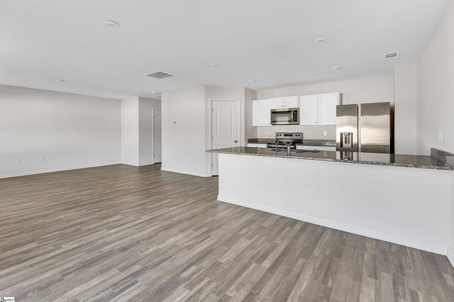 667 Farmstead Trail, Inman, SC 29349