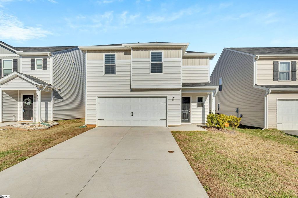 667 Farmstead Trail, Inman, SC 29349