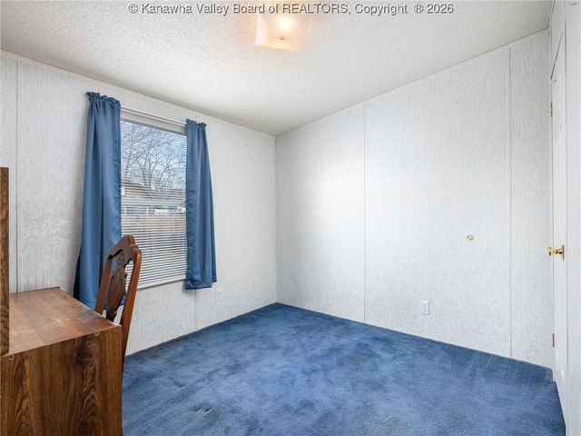 133 Rockwood Drive, Bancroft, WV 25011