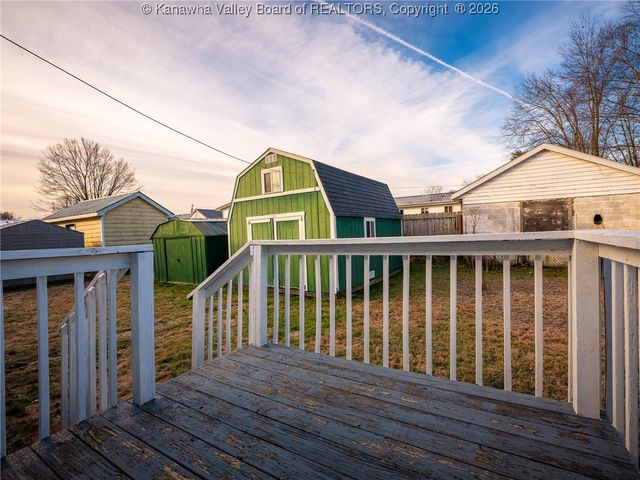 133 Rockwood Drive, Bancroft, WV 25011