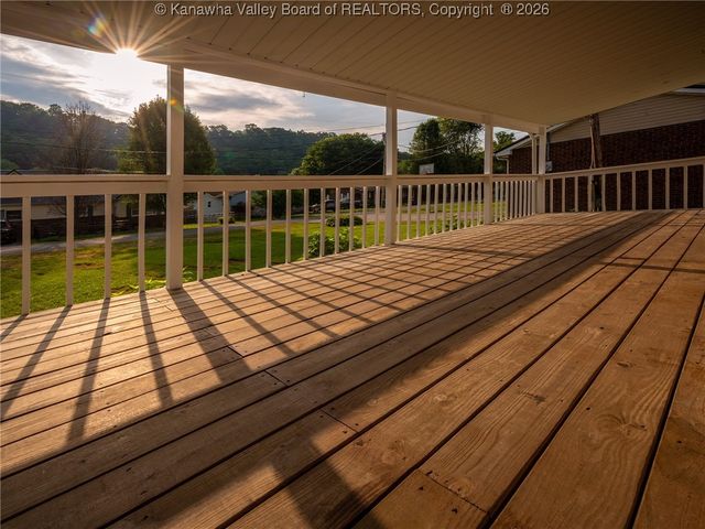 133 Rockwood Drive, Bancroft, WV 25011