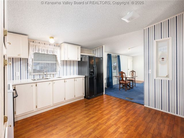 133 Rockwood Drive, Bancroft, WV 25011