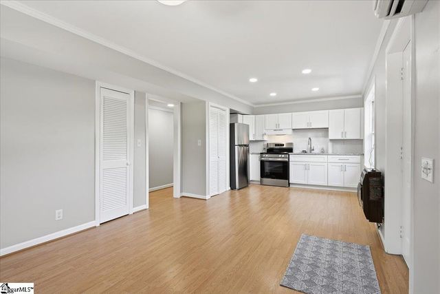 219 Fairview Drive, Greenville, SC 29609