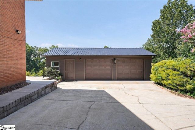 219 Fairview Drive, Greenville, SC 29609