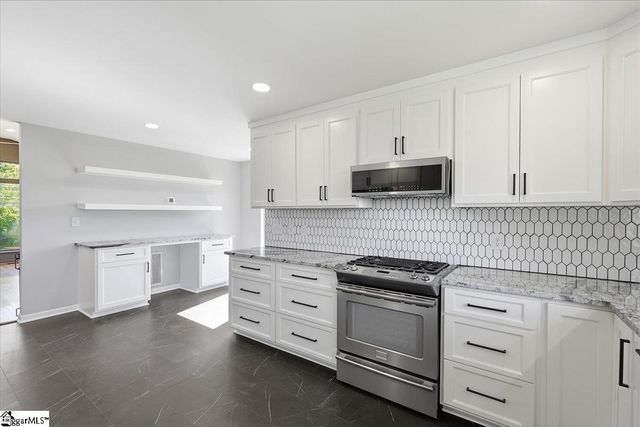 219 Fairview Drive, Greenville, SC 29609
