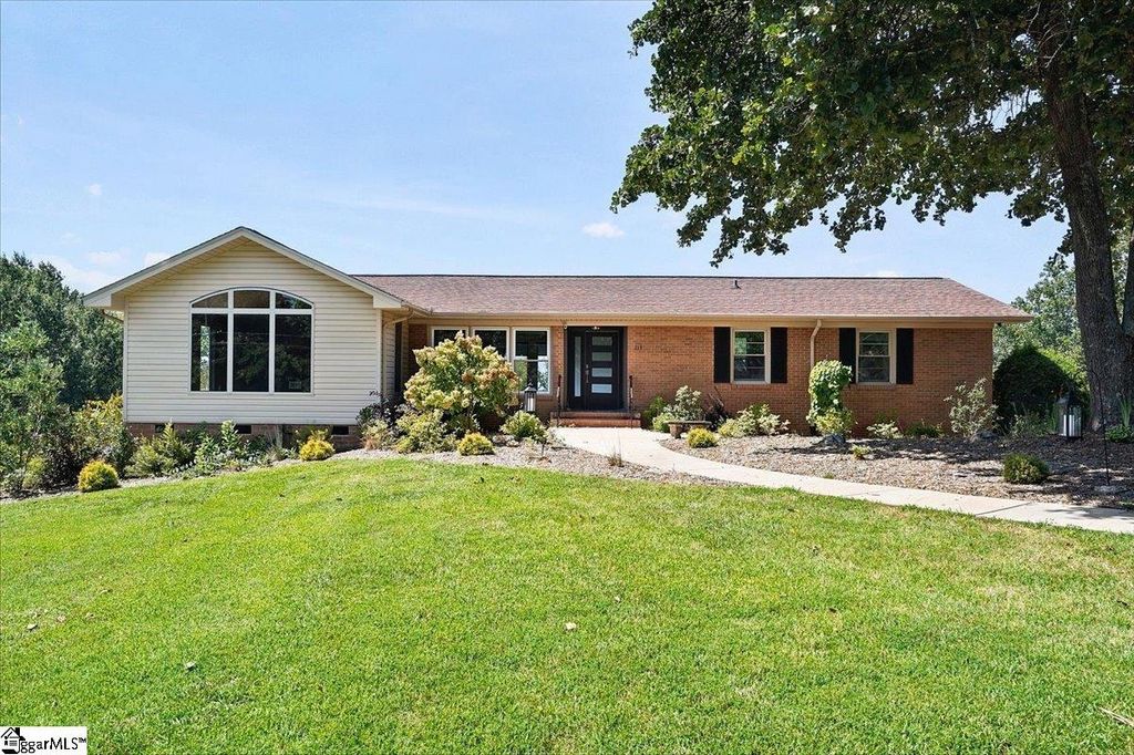 219 Fairview Drive, Greenville, SC 29609