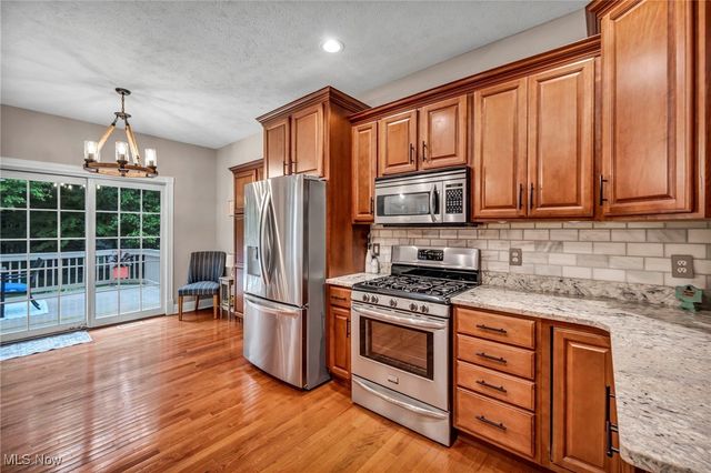 7955 Forest Valley Lane, Concord, OH 44077