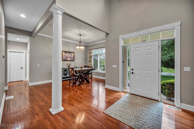 7955 Forest Valley Lane, Concord, OH 44077