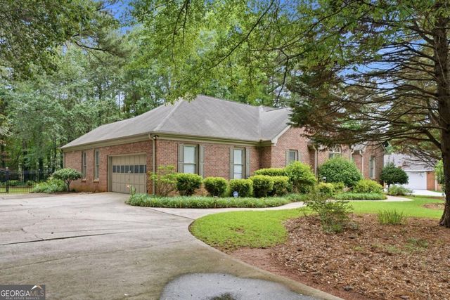 1286 Lake Forest Lane, Mcdonough, GA 30253