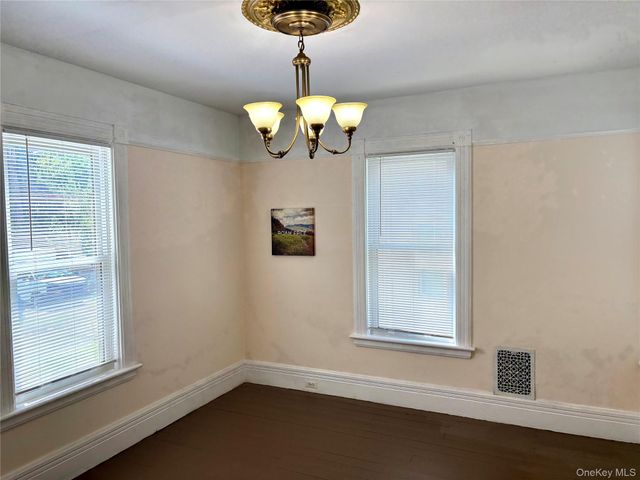 137 N Clinton Street, Poughkeepsie, NY 12601