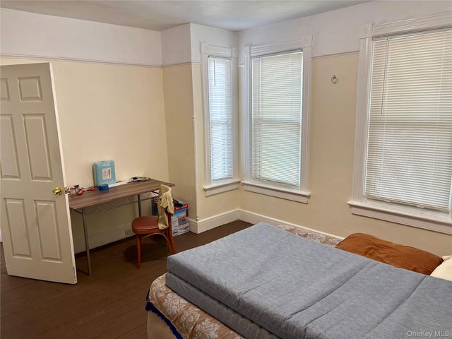 137 N Clinton Street, Poughkeepsie, NY 12601