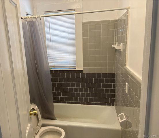 137 N Clinton Street, Poughkeepsie, NY 12601