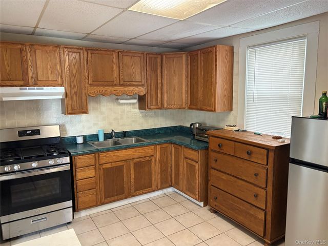 137 N Clinton Street, Poughkeepsie, NY 12601
