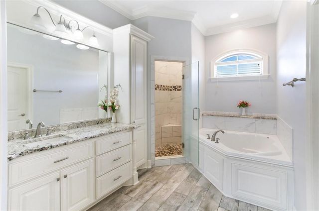 6500 White Oleander Circle W, Lake Charles, LA 70605