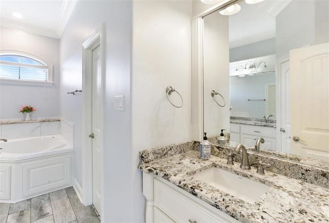 6500 White Oleander Circle W, Lake Charles, LA 70605