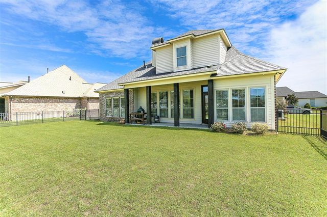 6500 White Oleander Circle W, Lake Charles, LA 70605