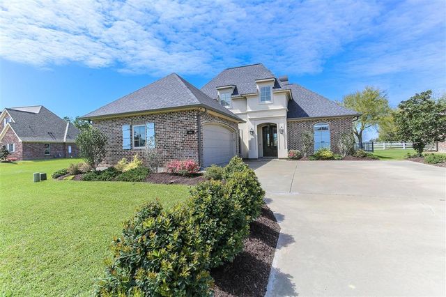 6500 White Oleander Circle W, Lake Charles, LA 70605