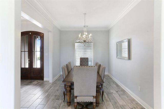 6500 White Oleander Circle W, Lake Charles, LA 70605