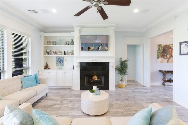 6500 White Oleander Circle W, Lake Charles, LA 70605