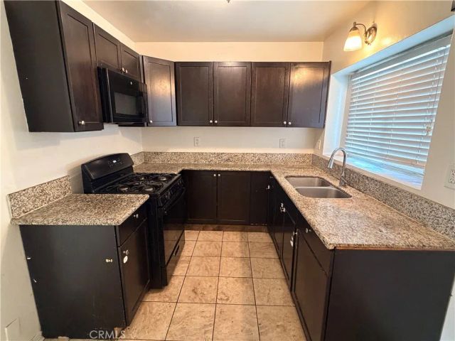 8947 S Denker, Los Angeles, CA 90047
