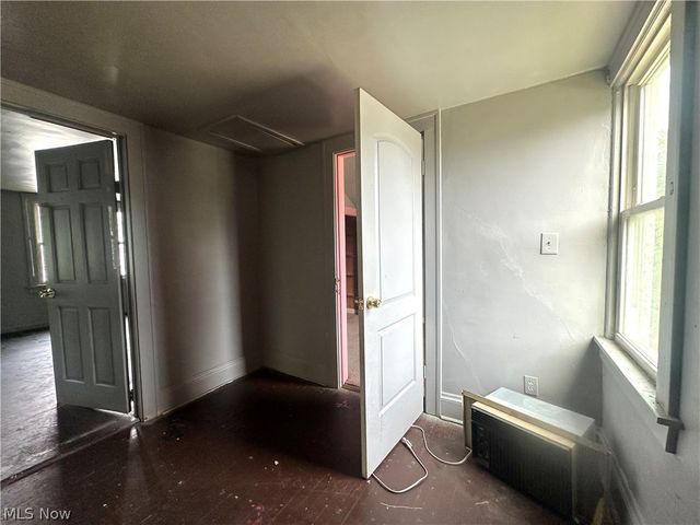5578 Dalewood Avenue, Cleveland, OH 44137