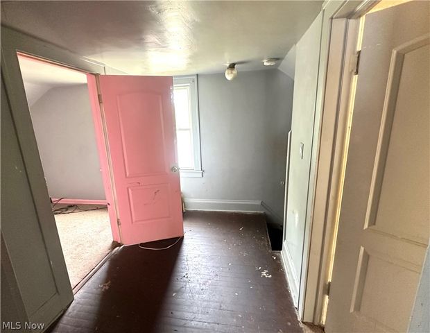 5578 Dalewood Avenue, Cleveland, OH 44137