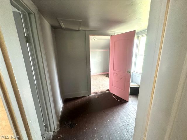 5578 Dalewood Avenue, Cleveland, OH 44137
