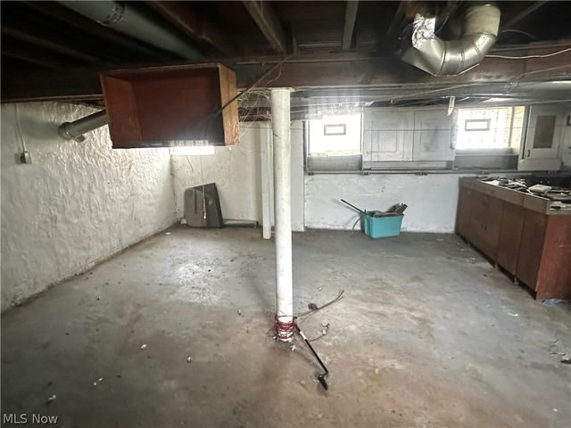 5578 Dalewood Avenue, Cleveland, OH 44137