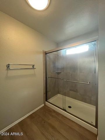 6320 W PARADISE Lane, Glendale, AZ 85306