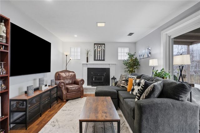 3289 Fawnway Dr, Murrysville, PA 15668