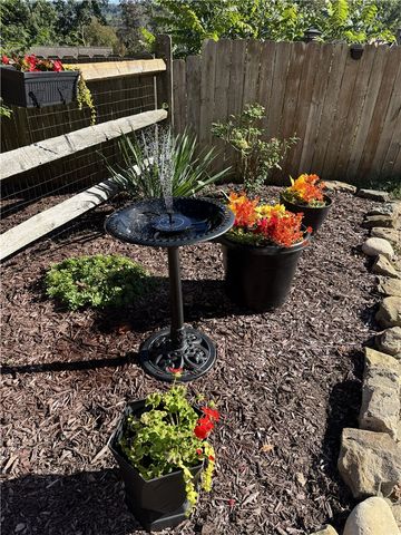 3289 Fawnway Dr, Murrysville, PA 15668