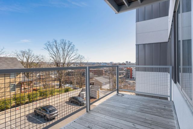 411 Fairpoint Street 306, Chattanooga, TN 37405