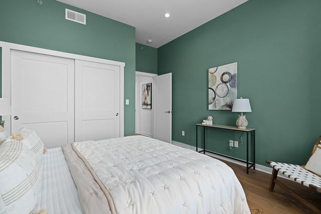 411 Fairpoint Street 306, Chattanooga, TN 37405