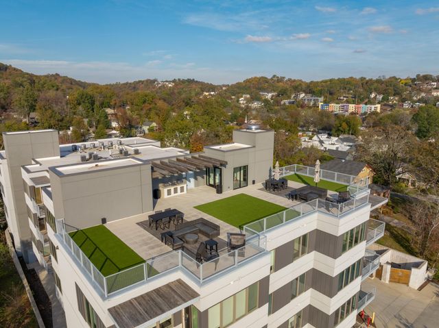 411 Fairpoint Street 306, Chattanooga, TN 37405